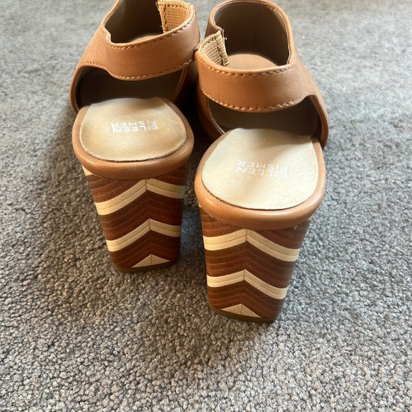 Never worn Eileen Fisher shoe - Picture 4 of 4